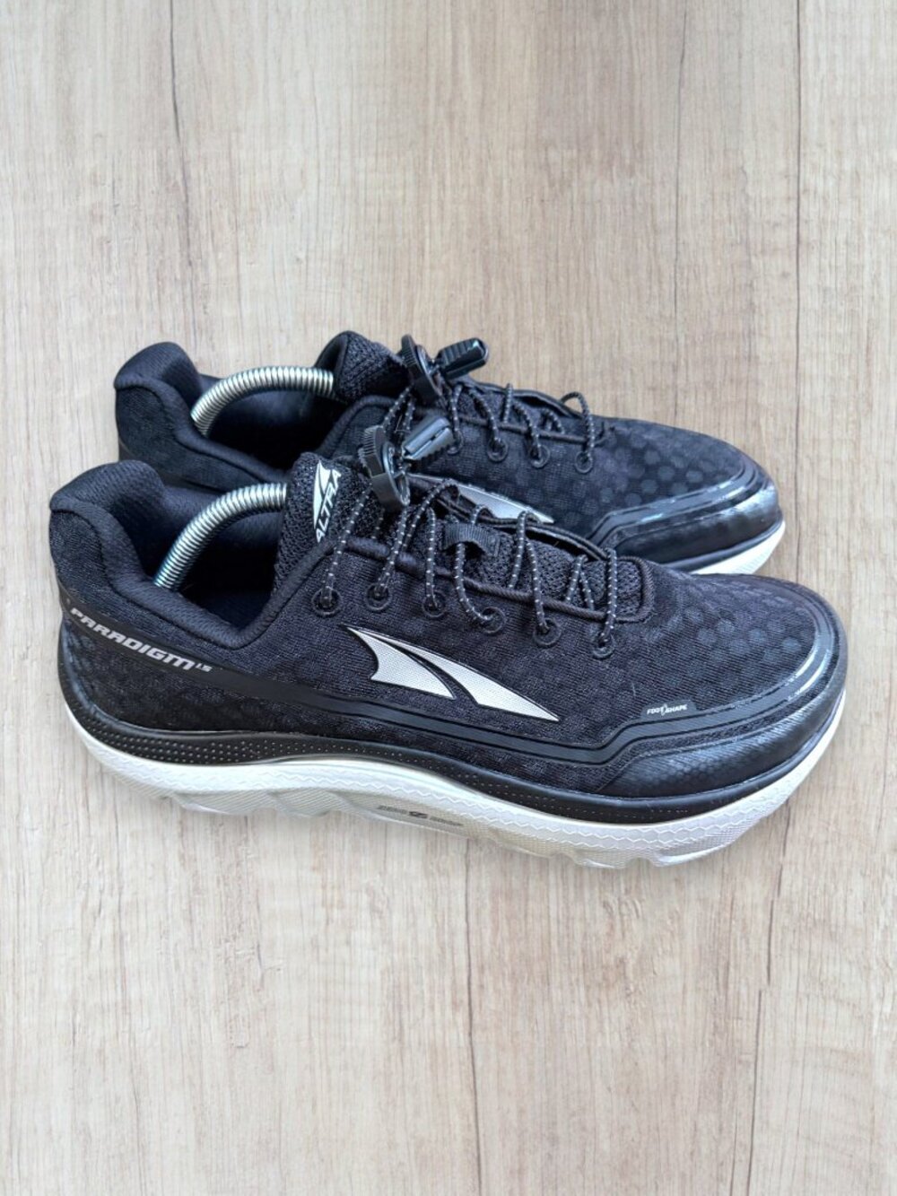 Altra Paradigm 5 Black Running Shoes Zero Drop FootShape Wide Toe Box Mens 10